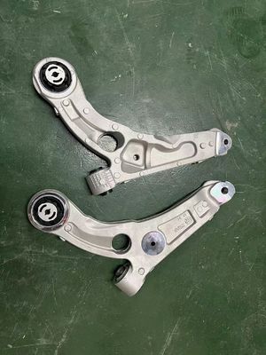 Προηγούμενο κάτω δεξί χειριστήριο OE αριθ. 4877839AE για το JEEP CHEROKEE 2014-2018 ZANETOL